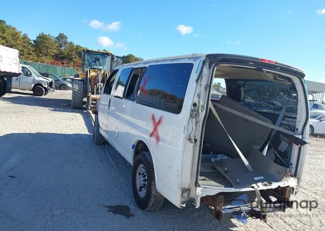 2012 Chevrolet Express G2500 Ls из США, поврежденный, VIN 1GAWGPFG8C1172416